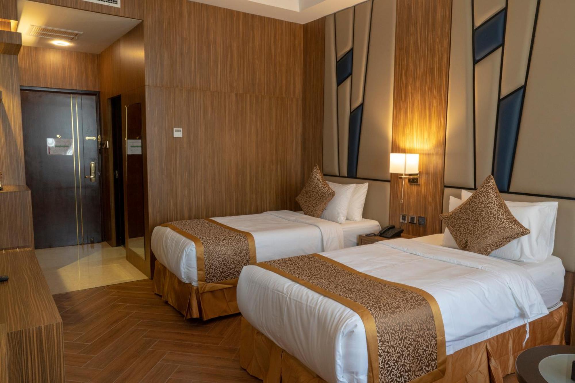 Golden Tower Hotel AlKhobar Corniche Exterior foto