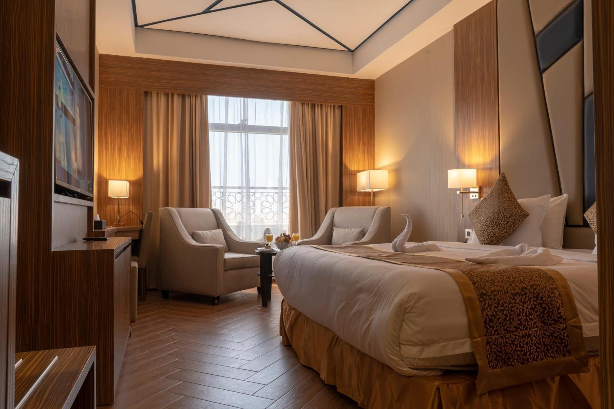 Golden Tower Hotel AlKhobar Corniche Exterior foto